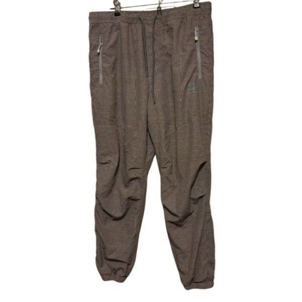 American Eagle Outfitters Size Medium Plaid Jogger Pants